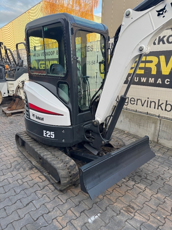 Bobcat E25 - Miniescavatore: foto 5 Bobcat E25 - Miniescavatore: foto 5