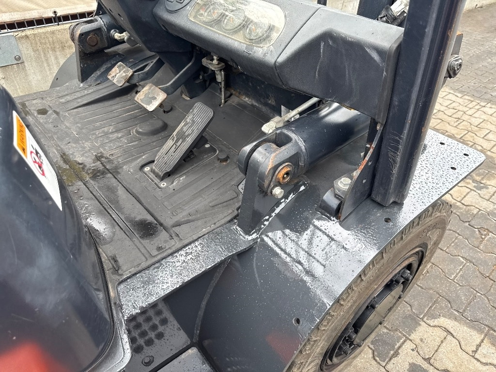Leasing di Doosan D 40 SC-7  Doosan D 40 SC-7: foto 14
