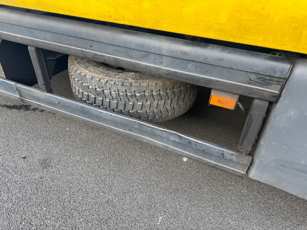 Scania P 340 - Autocarro furgonato: foto 5 Scania P 340 - Autocarro furgonato: foto 5