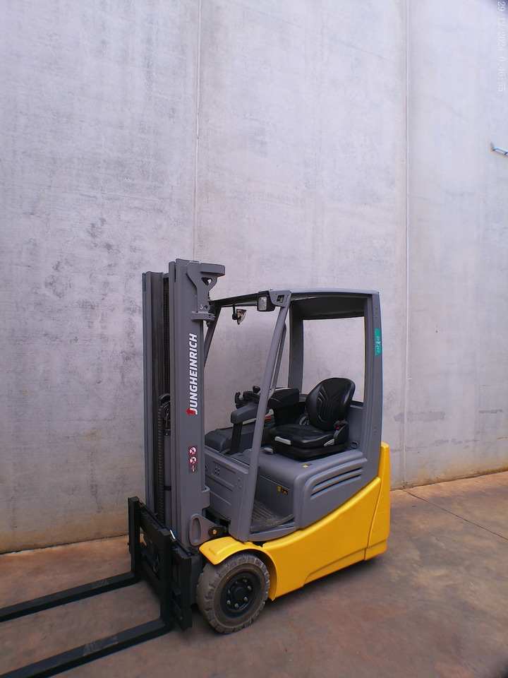 Jungheinrich EFG 213 470 DZ - Carrello elevatore elettrico: foto 3 Jungheinrich EFG 213 470 DZ - Carrello elevatore elettrico: foto 3