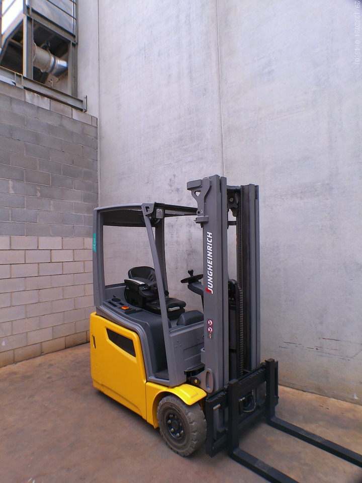 Jungheinrich EFG 213 470 DZ - Carrello elevatore elettrico: foto 1 Jungheinrich EFG 213 470 DZ - Carrello elevatore elettrico: foto 1
