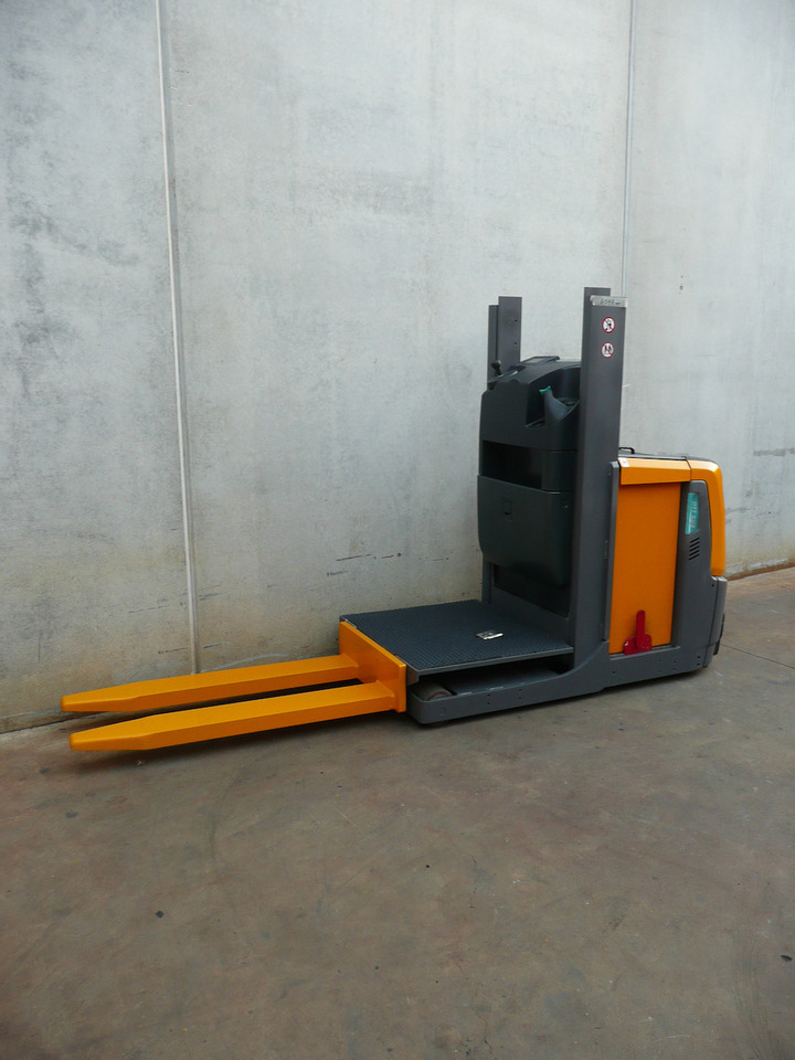 Jungheinrich EKS 110L 100E - Commissionatore: foto 2 Jungheinrich EKS 110L 100E - Commissionatore: foto 2