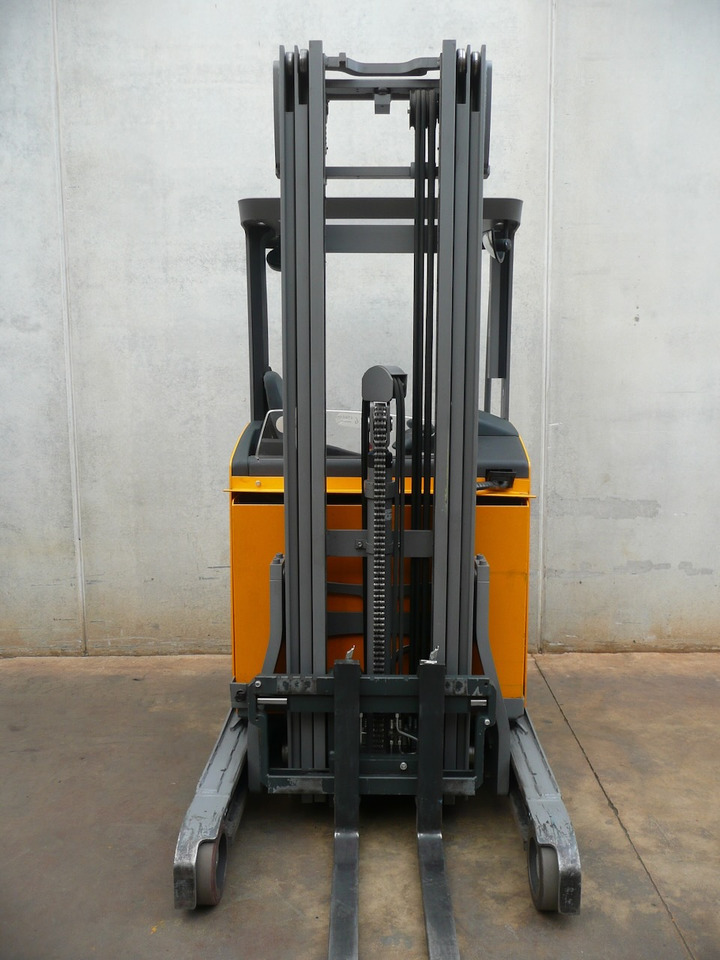 Jungheinrich ETV 112 590 DZ - Carrello retrattile: foto 5 Jungheinrich ETV 112 590 DZ - Carrello retrattile: foto 5