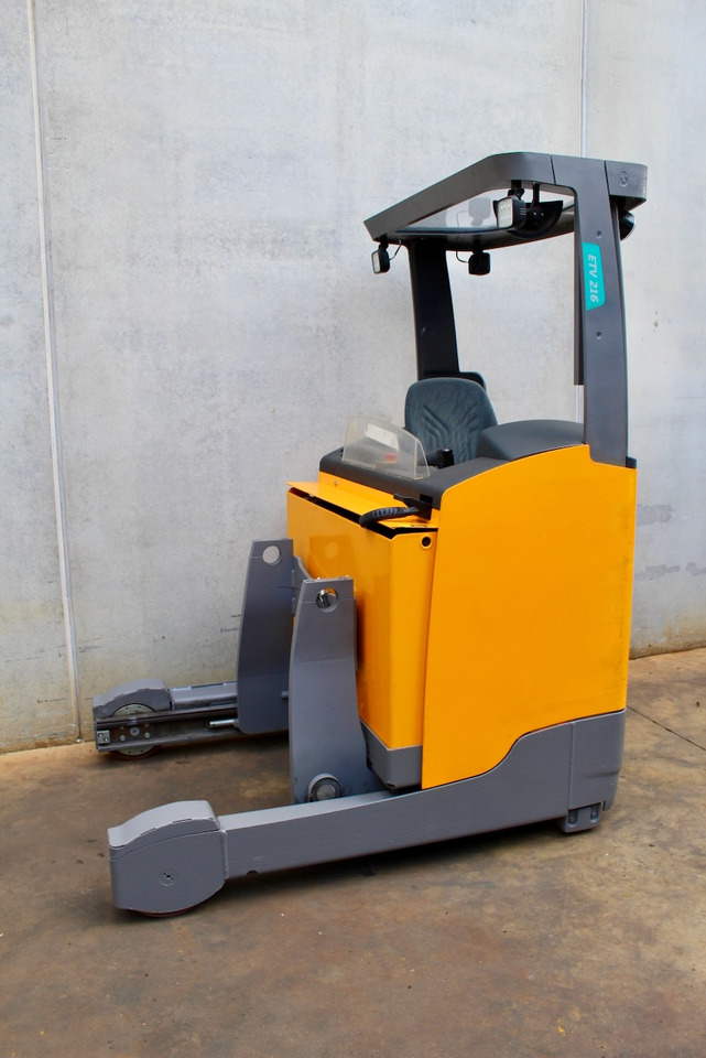 Jungheinrich ETV 216 941 DZ - Carrello retrattile: foto 2 Jungheinrich ETV 216 941 DZ - Carrello retrattile: foto 2
