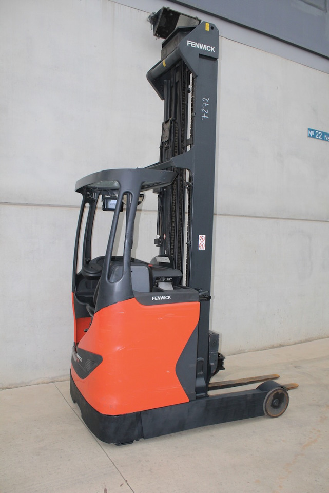 Linde R 16 - Carrello retrattile: foto 2 Linde R 16 - Carrello retrattile: foto 2