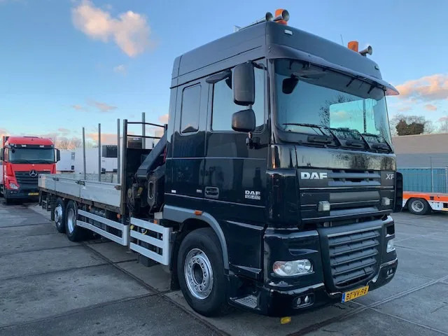 DAF XF 105 FAN XF105 420 HIAB 288 EP-5 HIDuo Radio control - Camion con gru: foto 4 DAF XF 105 FAN XF105 420 HIAB 288 EP-5 HIDuo Radio control - Camion con gru: foto 4