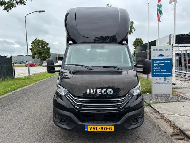 Iveco 35C14G Daily BE trekker 3.0 v.v. CNG gas - Trattore stradale: foto 2 Iveco 35C14G Daily BE trekker 3.0 v.v. CNG gas - Trattore stradale: foto 2