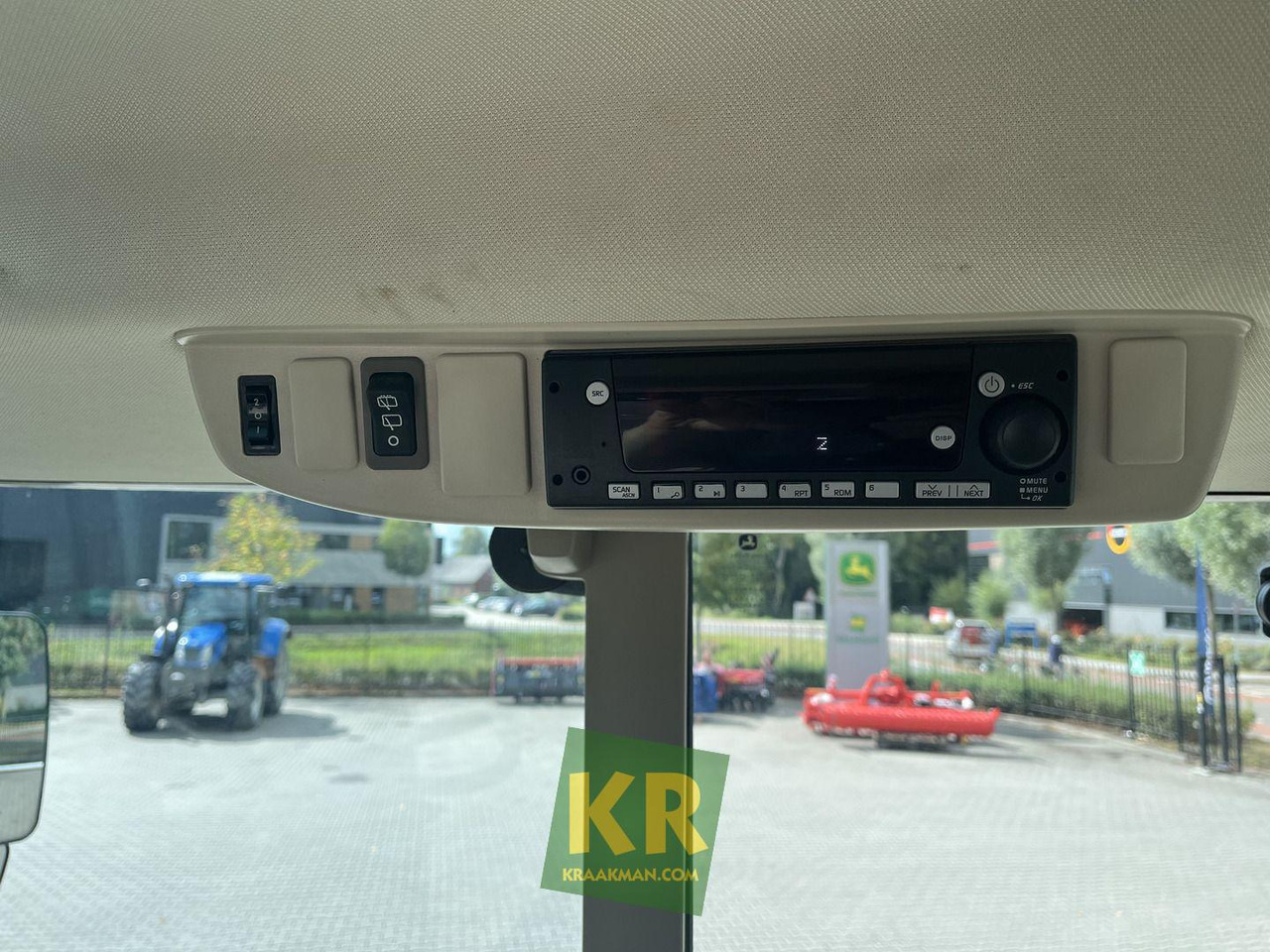 Trattore 6100M John Deere: foto 15 Trattore 6100M John Deere: foto 15