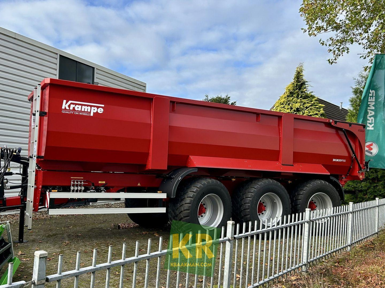 BIG BODY 900 Krampe - Rimorchio a cassone agricolo: foto 1 BIG BODY 900 Krampe - Rimorchio a cassone agricolo: foto 1