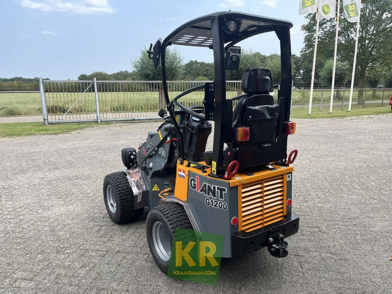 Giant G1200 - Pala articolata: foto 5 Giant G1200 - Pala articolata: foto 5