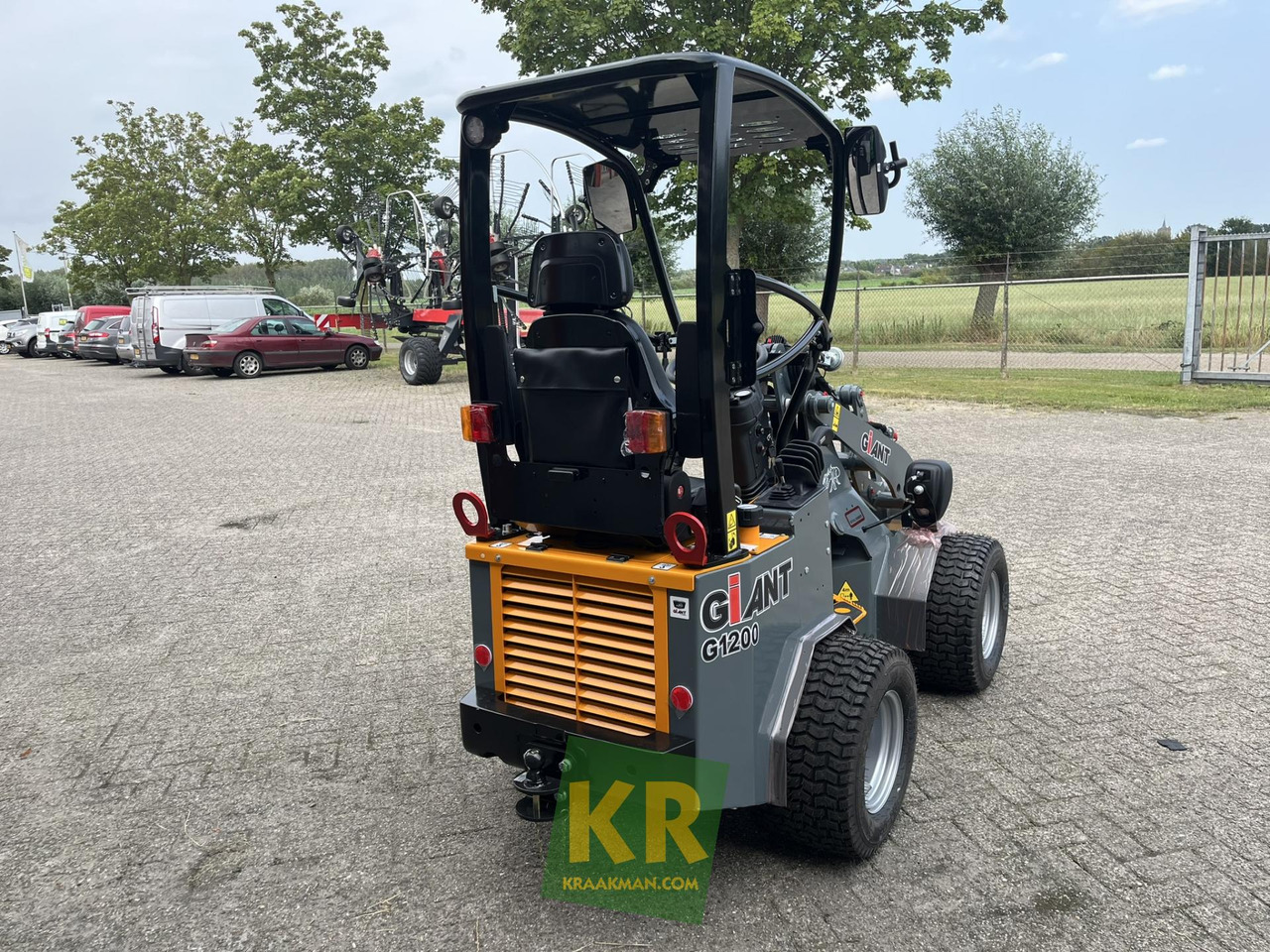 Giant G1200 - Pala articolata: foto 4 Giant G1200 - Pala articolata: foto 4