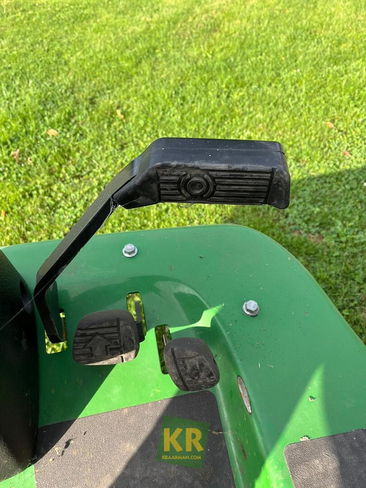 John Deere 1580 - Tagliaerba: foto 5 John Deere 1580 - Tagliaerba: foto 5