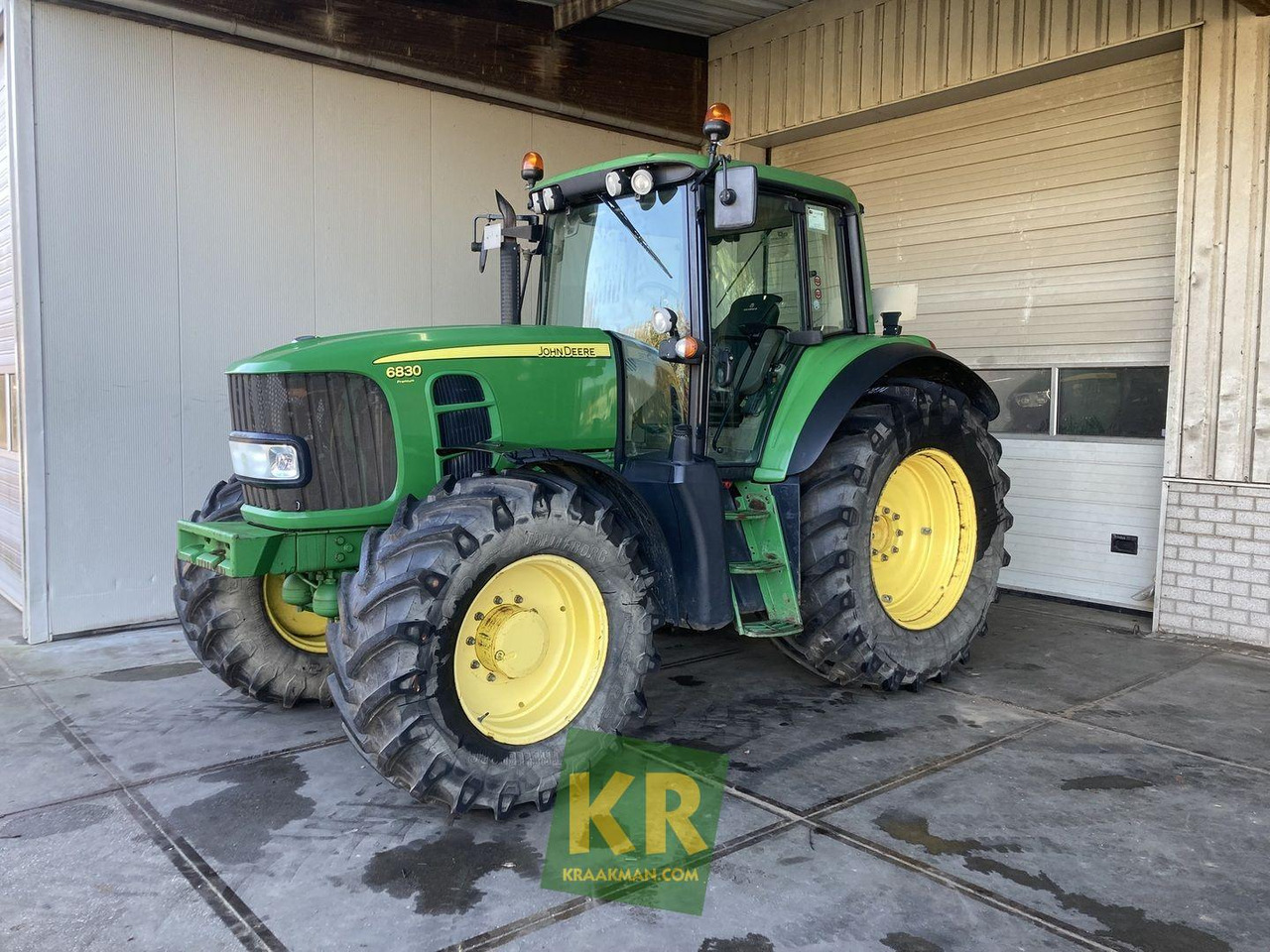 John Deere 6830 PREMIUM - Trattore: foto 5 John Deere 6830 PREMIUM - Trattore: foto 5