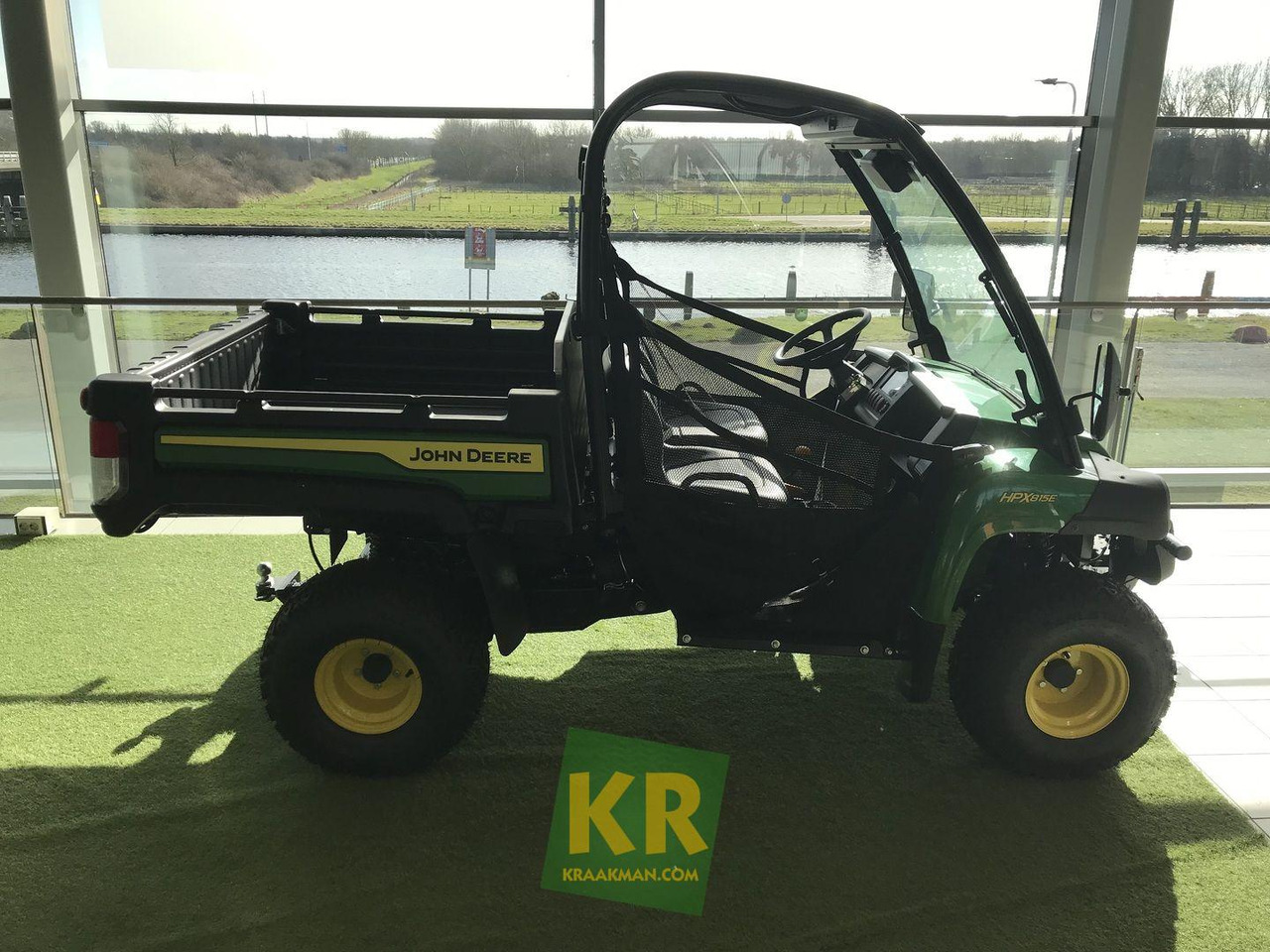 John Deere HPX815E - Quad: foto 1 John Deere HPX815E - Quad: foto 1