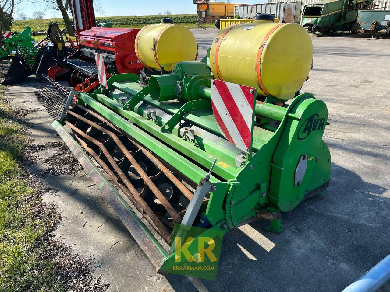 Multivator AVR - Macchina per la lavorazione del terreno: foto 4 Multivator AVR - Macchina per la lavorazione del terreno: foto 4