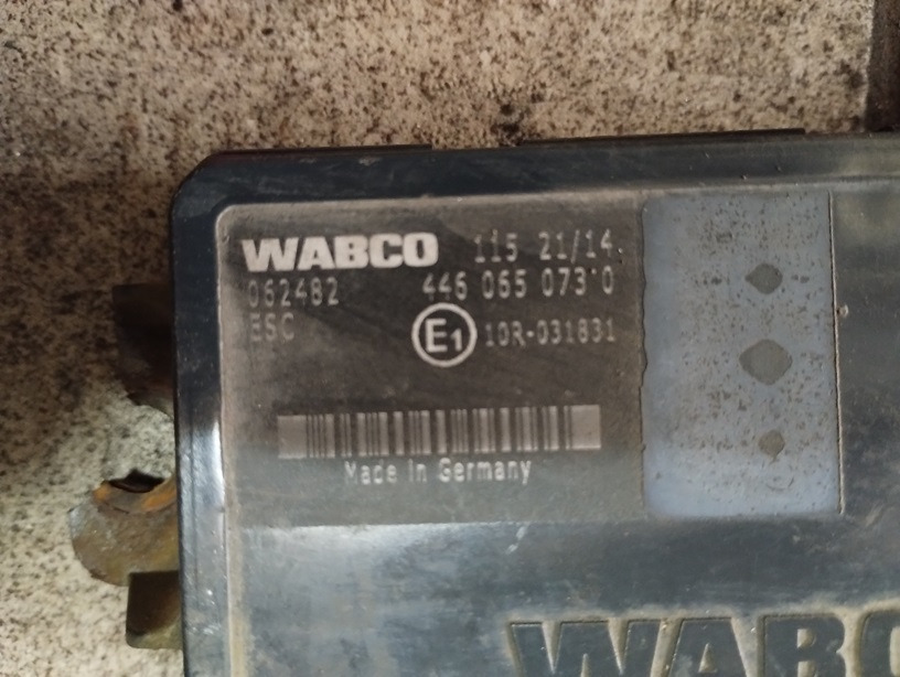 IVECO STRALIS HI-WAY E6 4460650730 MODUŁ CIŚNIENIA ESC - Sistema elettrico: foto 2 IVECO STRALIS HI-WAY E6 4460650730 MODUŁ CIŚNIENIA ESC - Sistema elettrico: foto 2