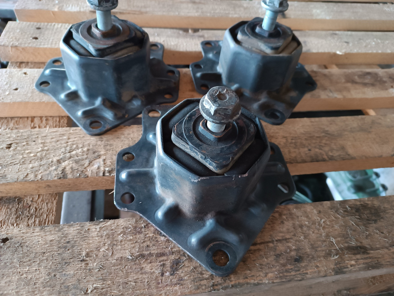 MERCEDES-BENZ SKRZYNIA ROZDZIELCZA REDUKTOR ATEGO 4x4 VG900 1328 1325 1329 - Trasmissione: foto 3 MERCEDES-BENZ SKRZYNIA ROZDZIELCZA REDUKTOR ATEGO 4x4 VG900 1328 1325 1329 - Trasmissione: foto 3