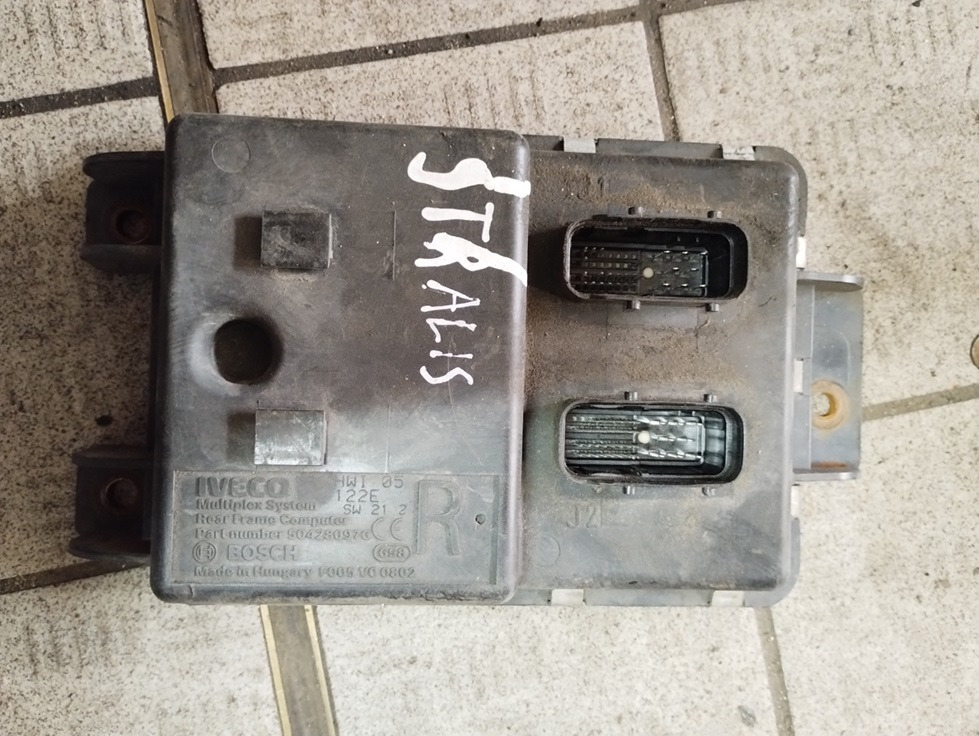 MODUŁ ŚWIATEŁ PRZÓD IVECO STRALIS HI-WAY E6 RFC 504280976 - Sistema elettrico: foto 1 MODUŁ ŚWIATEŁ PRZÓD IVECO STRALIS HI-WAY E6 RFC 504280976 - Sistema elettrico: foto 1