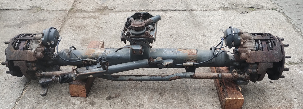 VOLVO OŚ WLECZONA SKRĘTNA VOLVO FM FH 6x2 STEERING TRAILING AXLE - Assali e ricambi: foto 1 VOLVO OŚ WLECZONA SKRĘTNA VOLVO FM FH 6x2 STEERING TRAILING AXLE - Assali e ricambi: foto 1