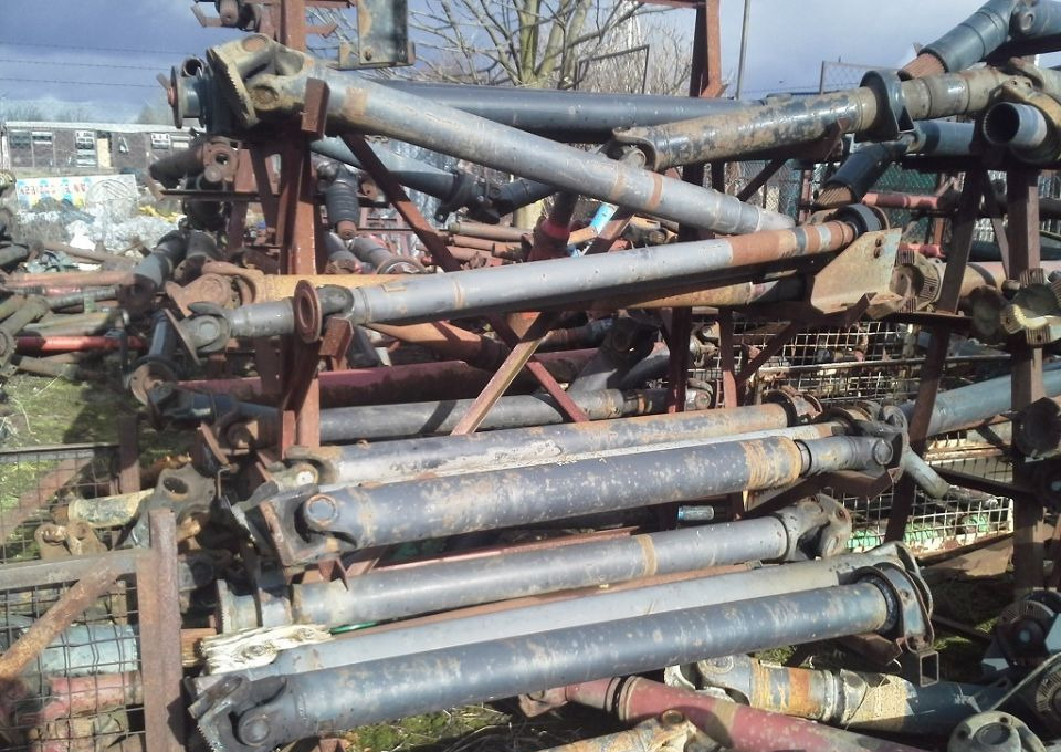 WAŁ NAPĘDOWY MAN F90 F2000 4X2 4X4 6X2 6X4 6X6 8X4 8X6 8X8 - Albero di trasmissione: foto 2 WAŁ NAPĘDOWY MAN F90 F2000 4X2 4X4 6X2 6X4 6X6 8X4 8X6 8X8 - Albero di trasmissione: foto 2