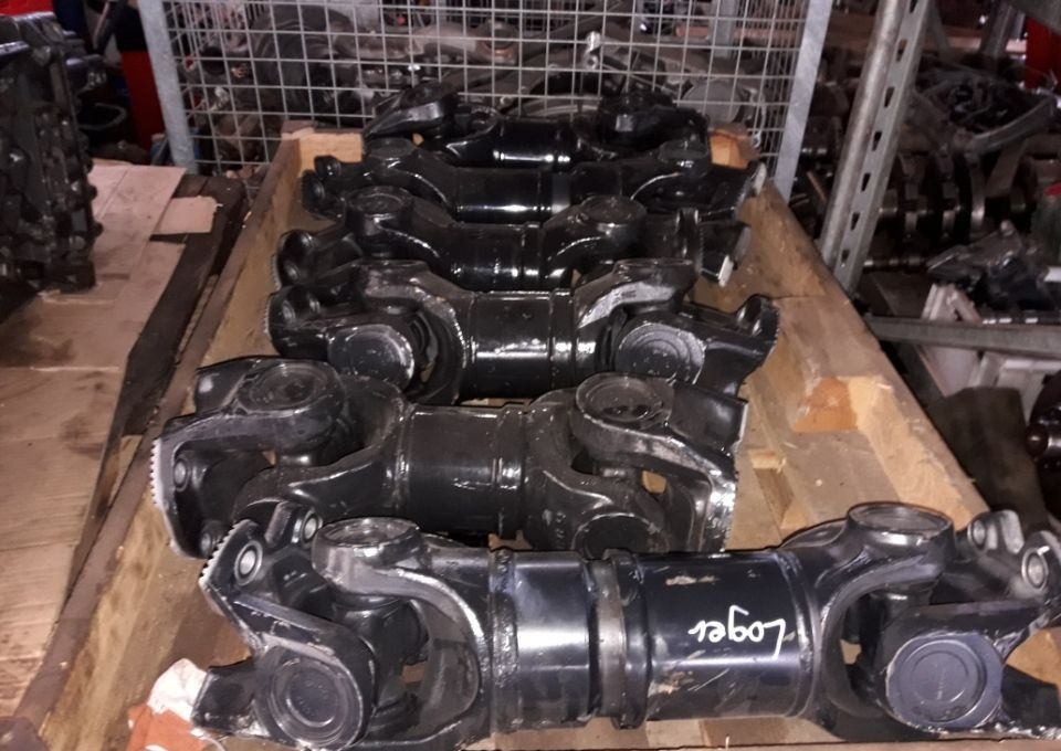 WAŁ NAPĘDOWY MIĘDZYMOSTOWY MAN F2000 TGA TGS TGX 4X4 6X4 6X6 8X4 8X6 8X8 - Albero di trasmissione: foto 1 WAŁ NAPĘDOWY MIĘDZYMOSTOWY MAN F2000 TGA TGS TGX 4X4 6X4 6X6 8X4 8X6 8X8 - Albero di trasmissione: foto 1