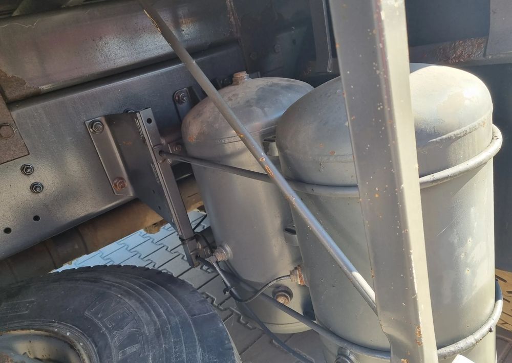 Autocarro con pianale/ Cassone fisso, Camion con gru DAF CF 85 360: foto 8