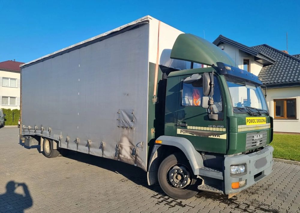 MAN LE 15 220 - Carro attrezzi: foto 3 MAN LE 15 220 - Carro attrezzi: foto 3