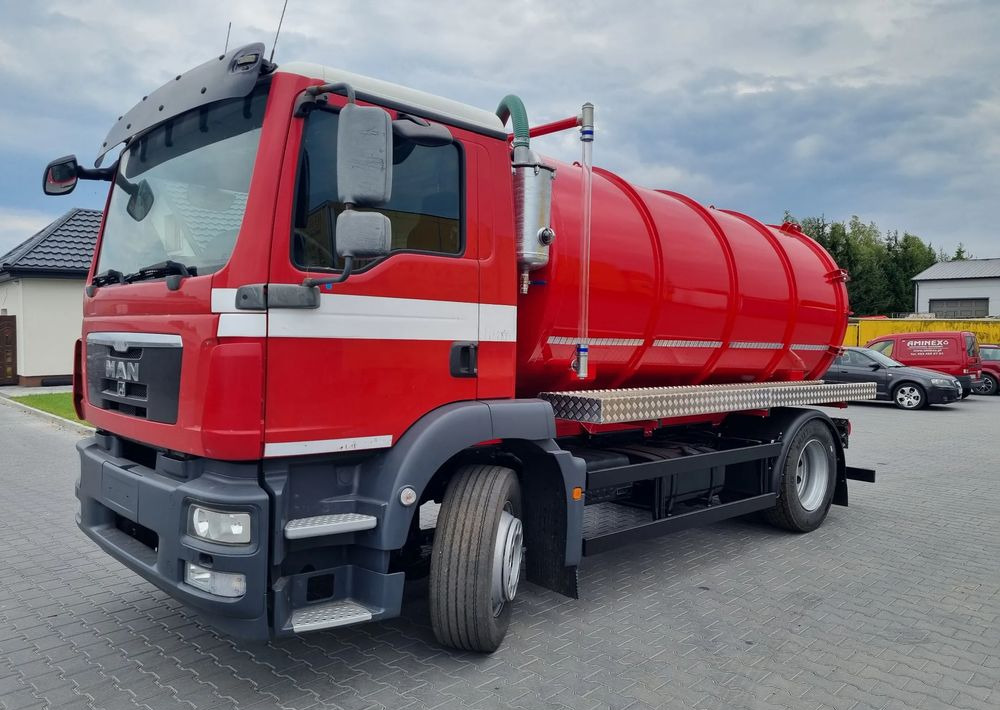 MAN TGM 18 340 - Camion immondizia: foto 1 MAN TGM 18 340 - Camion immondizia: foto 1
