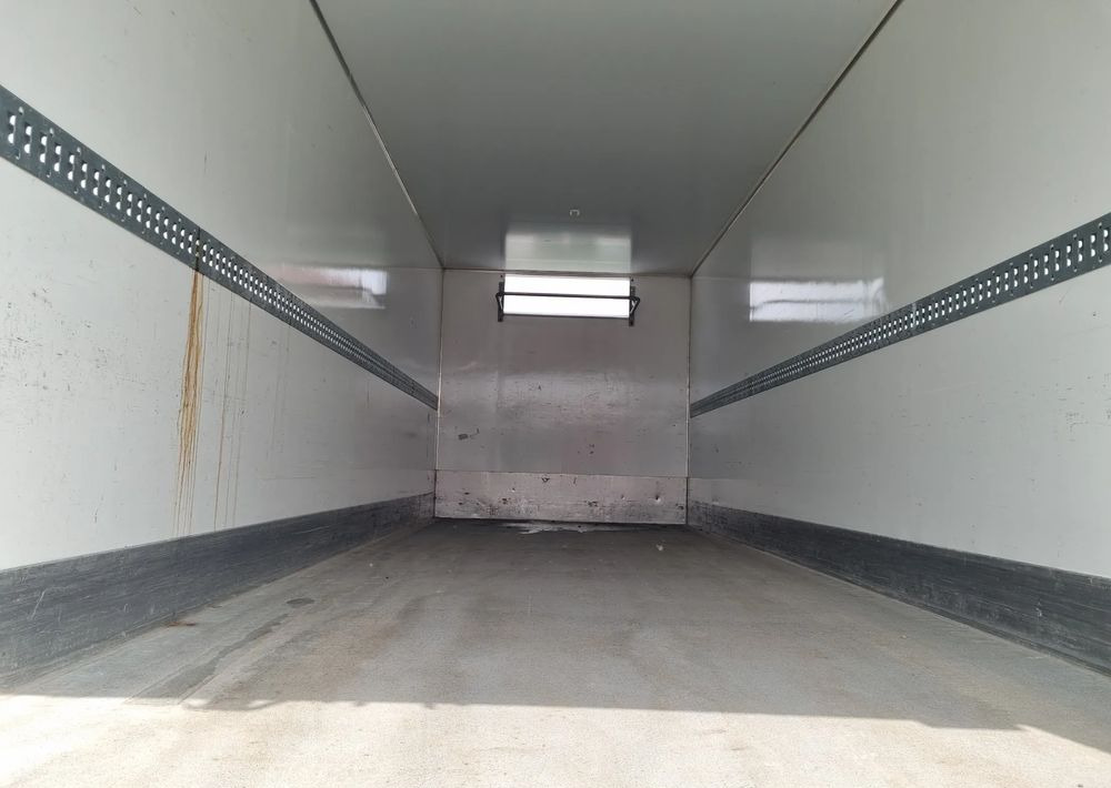 Mercedes-Benz Antos 1830 - Autocarro frigorifero: foto 5 Mercedes-Benz Antos 1830 - Autocarro frigorifero: foto 5