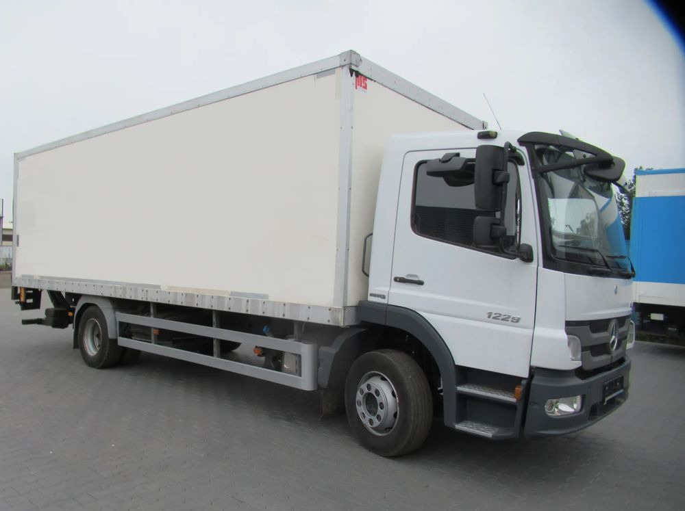 Mercedes-Benz Atego 1224 - Autocarro frigorifero: foto 2 Mercedes-Benz Atego 1224 - Autocarro frigorifero: foto 2