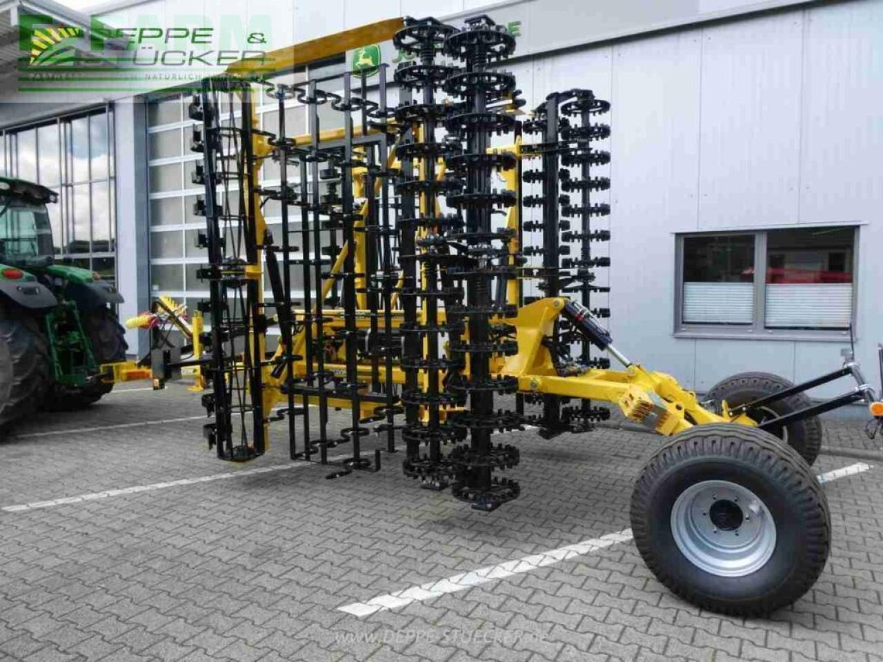 Bednar swifter so 6000 profi - Seminatrice combinata: foto 3 Bednar swifter so 6000 profi - Seminatrice combinata: foto 3