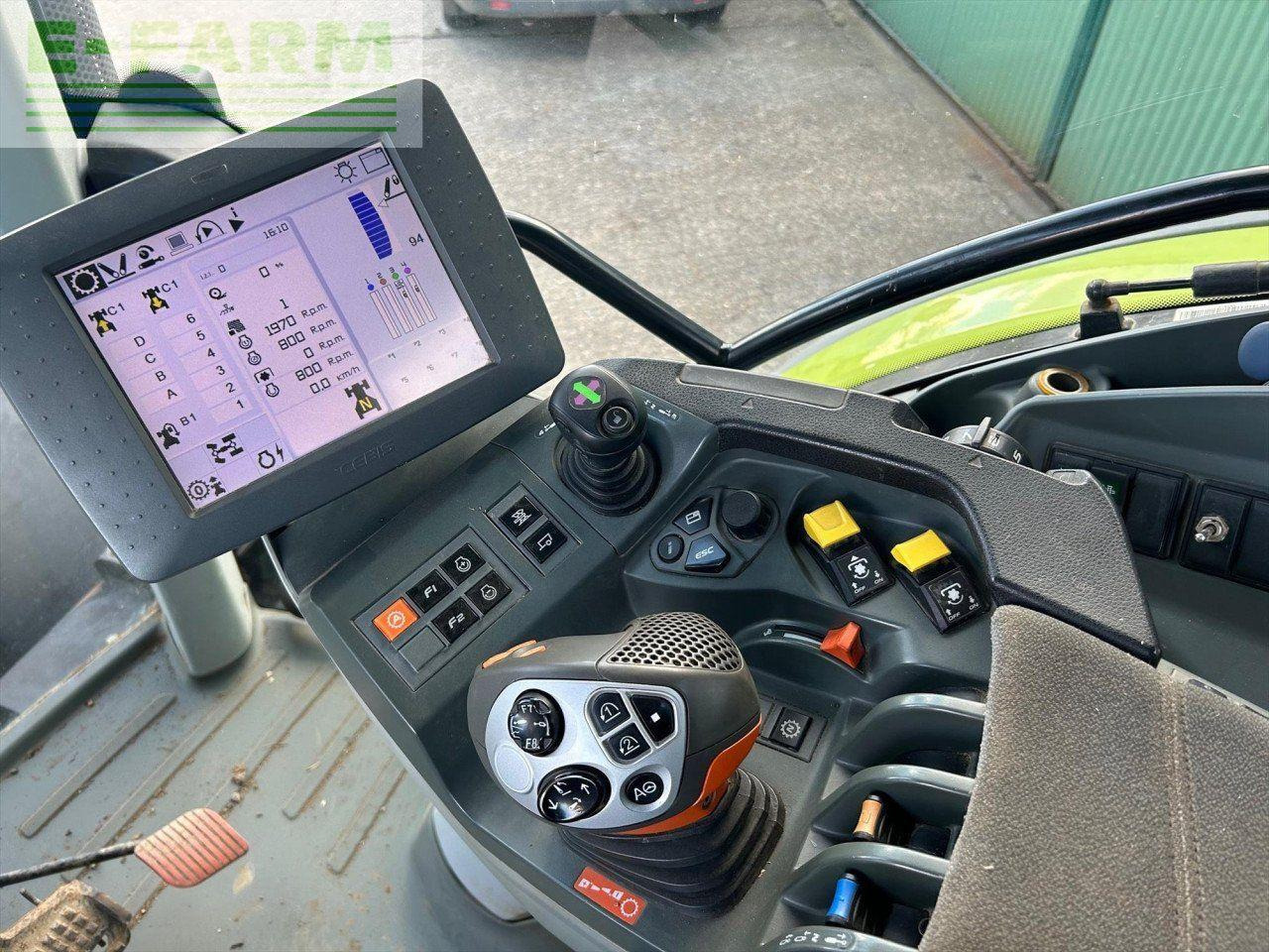Trattore CLAAS ARION 650 T3B: foto 11