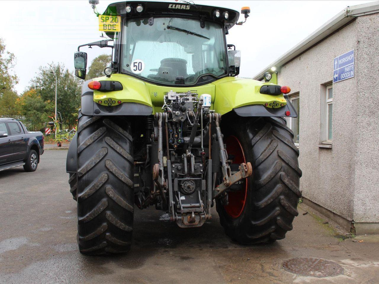 CLAAS AXION 800 - Trattore: foto 4 CLAAS AXION 800 - Trattore: foto 4