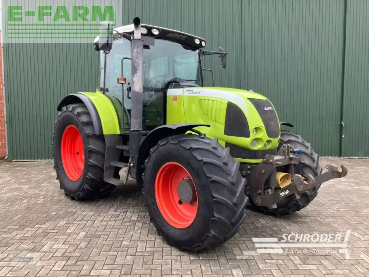 CLAAS ares 697 atz ATZ - Trattore: foto 1 CLAAS ares 697 atz ATZ - Trattore: foto 1