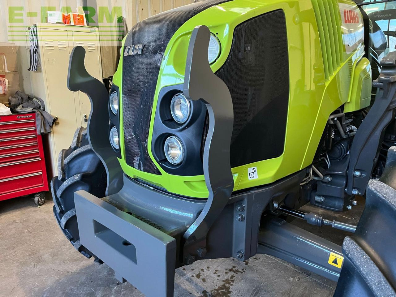CLAAS arion 410 (a52/100) - Trattore: foto 4 CLAAS arion 410 (a52/100) - Trattore: foto 4