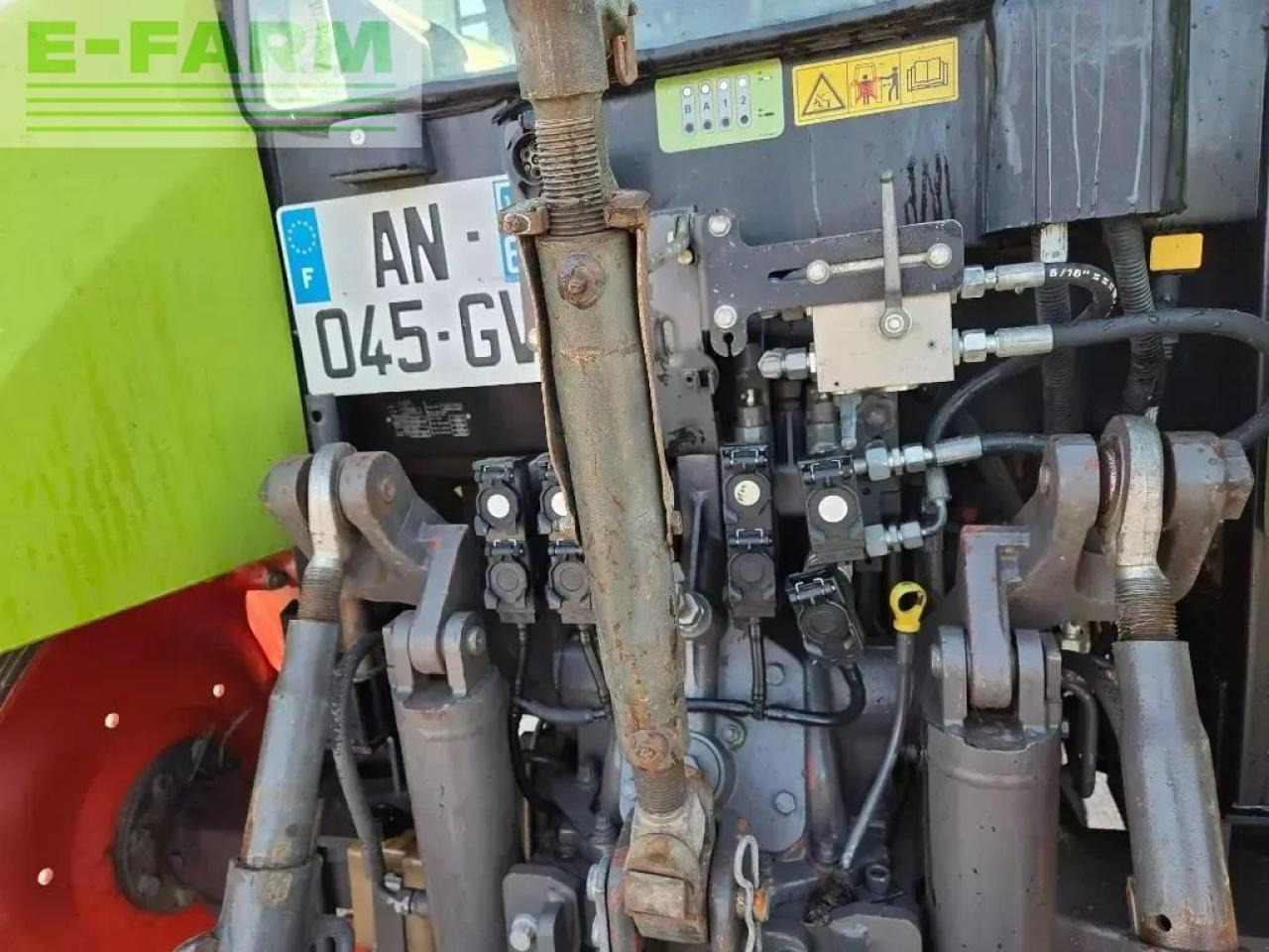 CLAAS arion 420 - Trattore: foto 5 CLAAS arion 420 - Trattore: foto 5