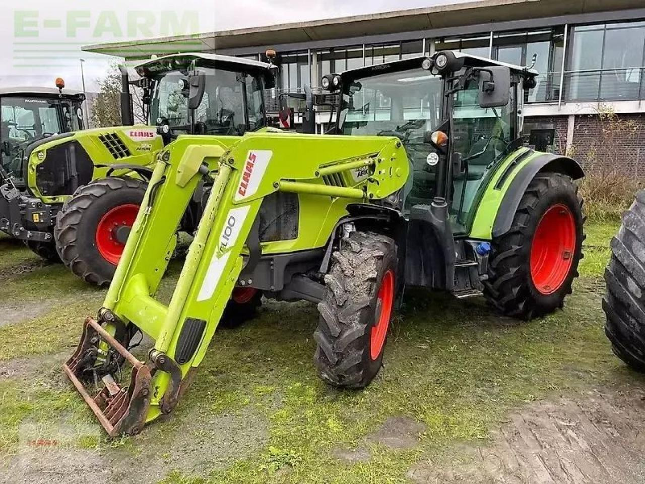 CLAAS arion 420 - Trattore: foto 1 CLAAS arion 420 - Trattore: foto 1