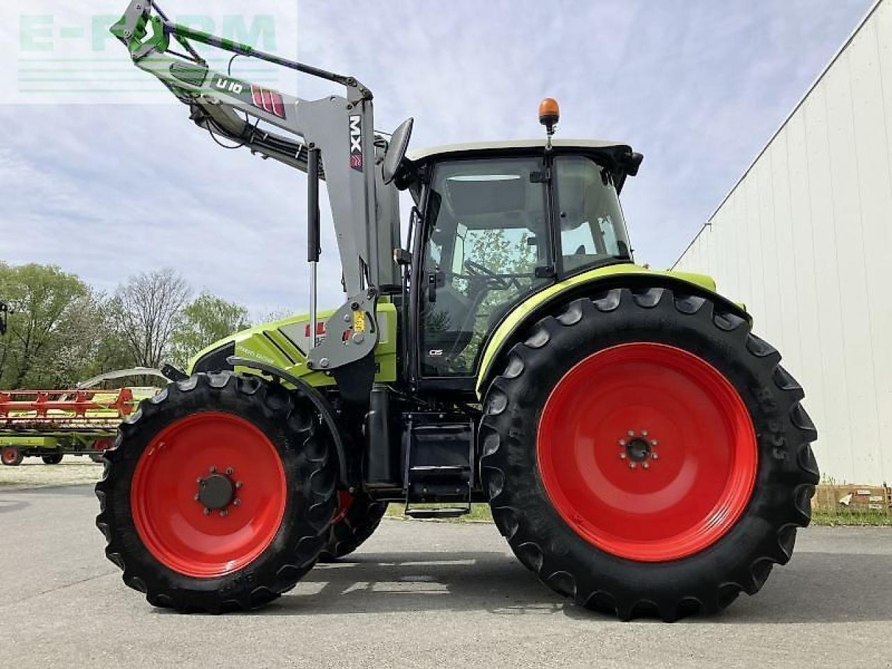 CLAAS arion 420 cis mit fl mx u10 - Trattore: foto 1 CLAAS arion 420 cis mit fl mx u10 - Trattore: foto 1