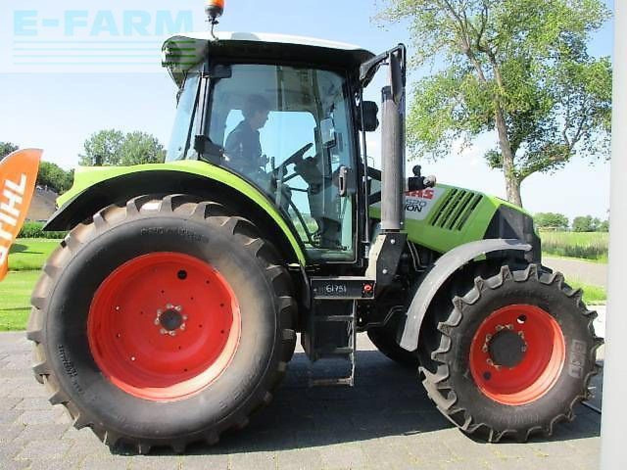 CLAAS arion 520 - Trattore: foto 4 CLAAS arion 520 - Trattore: foto 4