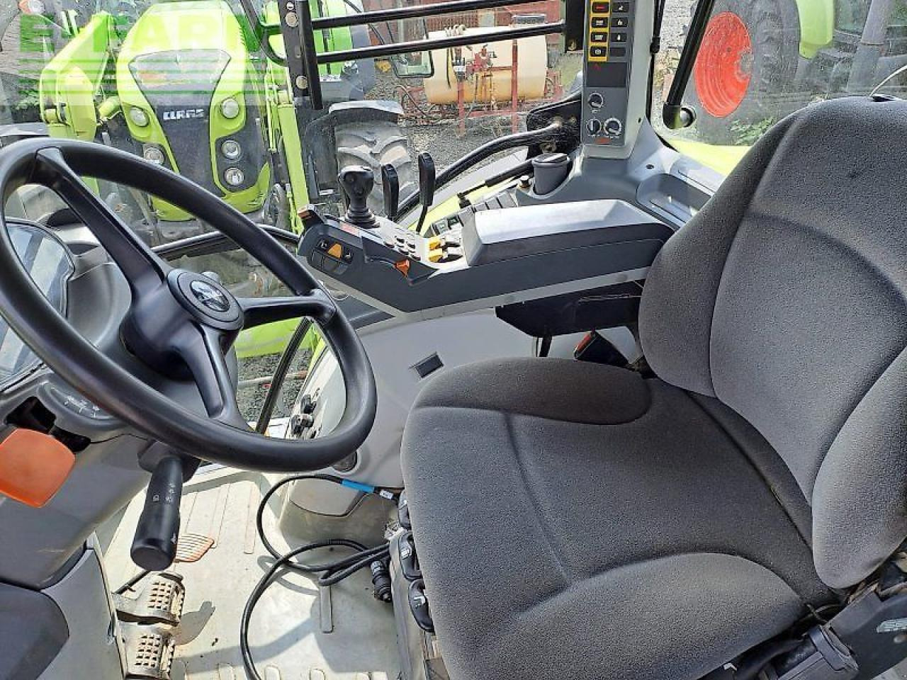 CLAAS arion 530 cis CIS - Trattore: foto 5 CLAAS arion 530 cis CIS - Trattore: foto 5