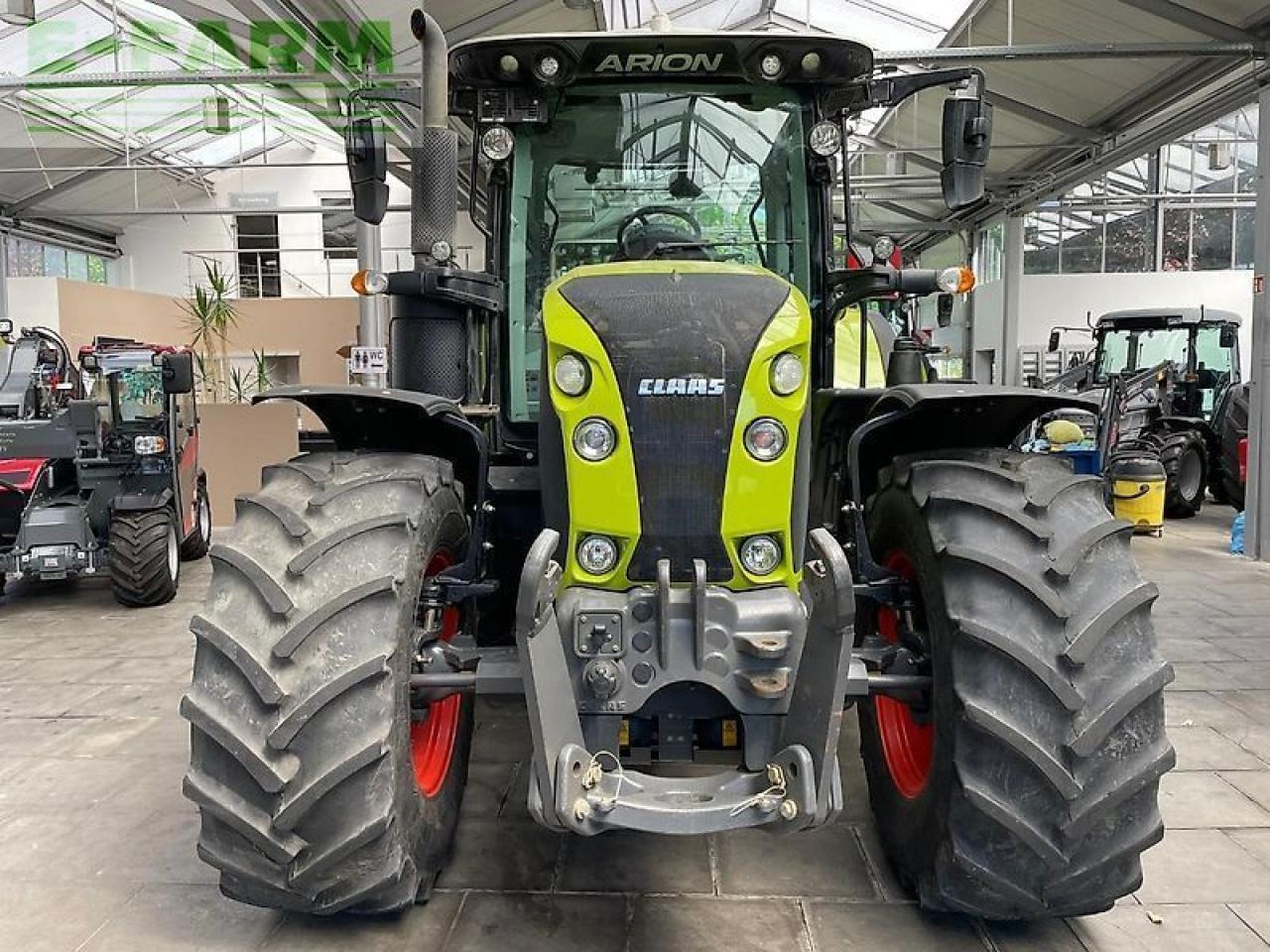 CLAAS arion 550 hexashift cis HEXASHIFT CIS - Trattore: foto 5 CLAAS arion 550 hexashift cis HEXASHIFT CIS - Trattore: foto 5