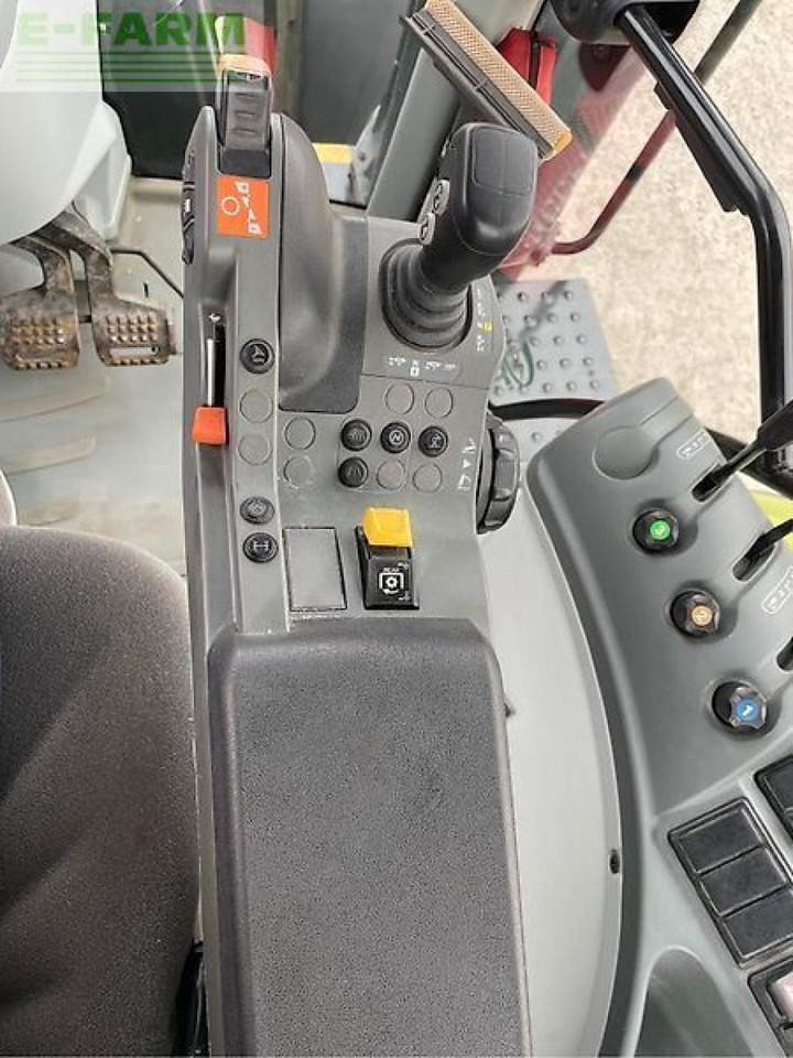 CLAAS arion 610 - Trattore: foto 4 CLAAS arion 610 - Trattore: foto 4
