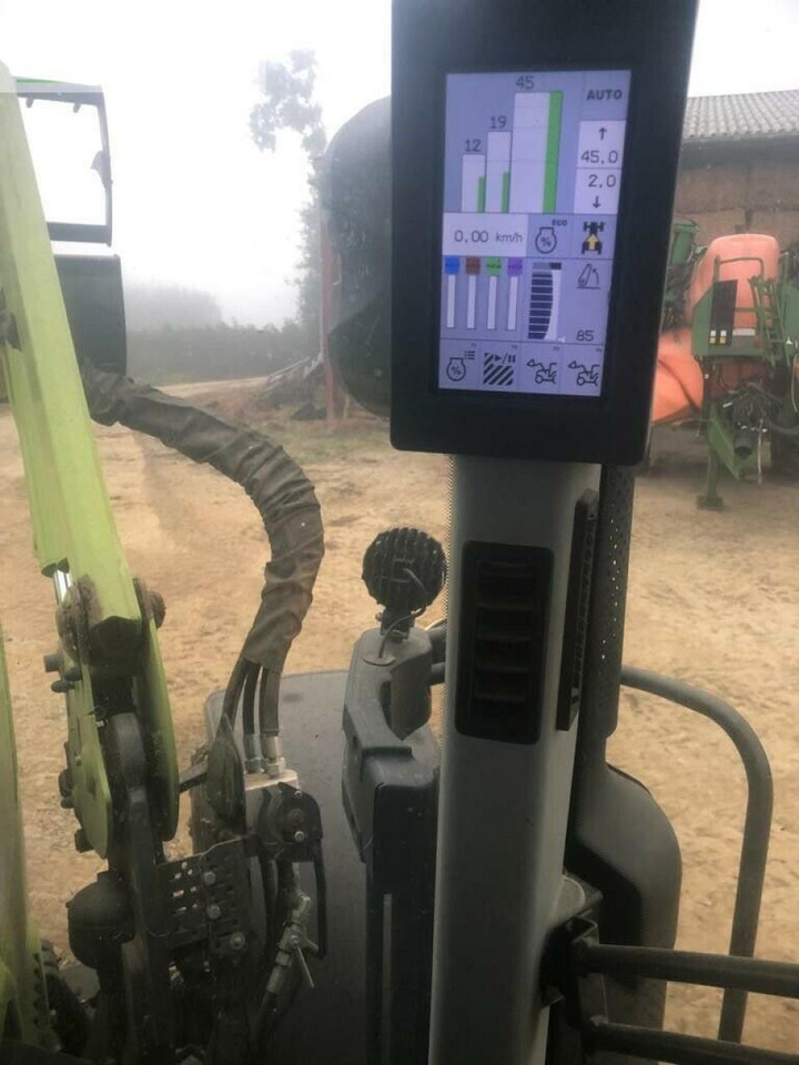 CLAAS arion 610 cmatic - Trattore: foto 5 CLAAS arion 610 cmatic - Trattore: foto 5
