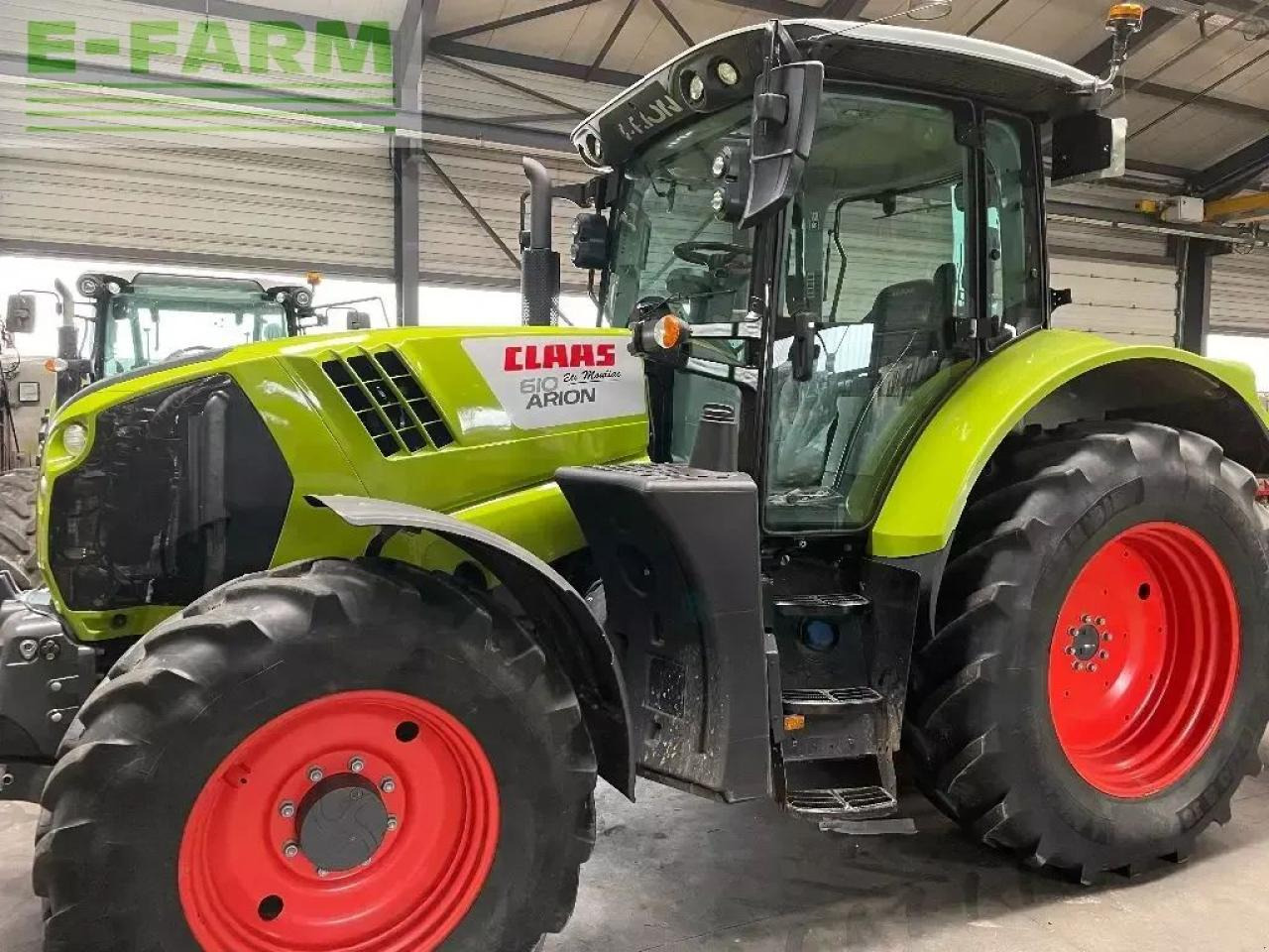 CLAAS arion 610 cmatic cis+ CMATIC CIS+ - Trattore: foto 1 CLAAS arion 610 cmatic cis+ CMATIC CIS+ - Trattore: foto 1