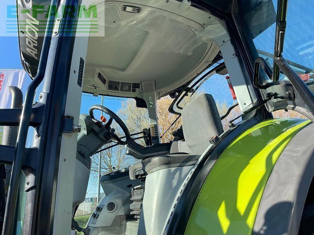 CLAAS arion 650 cis+ CIS+ - Trattore: foto 3 CLAAS arion 650 cis+ CIS+ - Trattore: foto 3