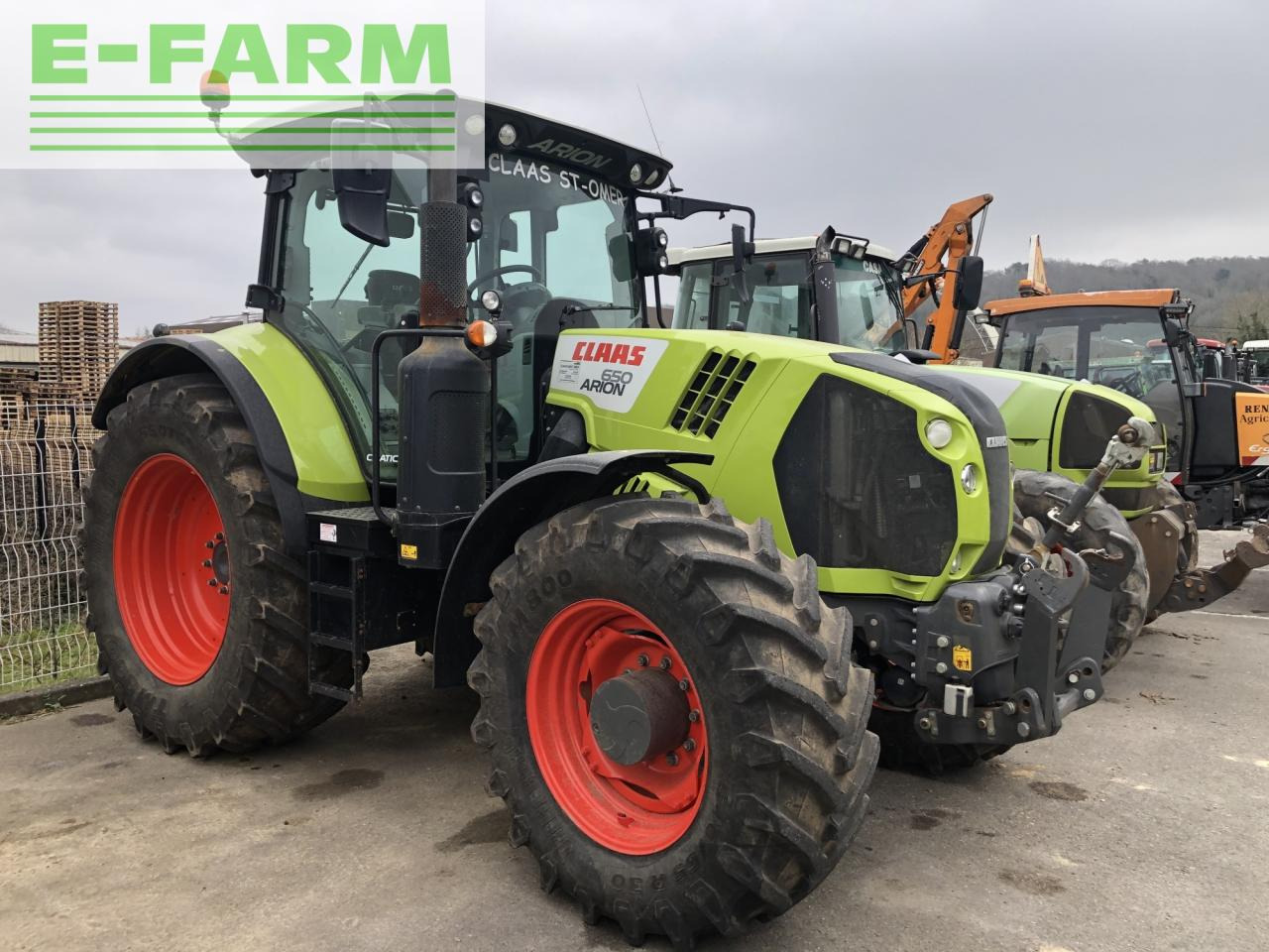 CLAAS arion 650 cmatic (a77/300) - Trattore: foto 2 CLAAS arion 650 cmatic (a77/300) - Trattore: foto 2