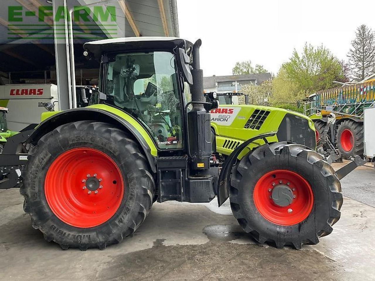 CLAAS arion 660 - Trattore: foto 2 CLAAS arion 660 - Trattore: foto 2