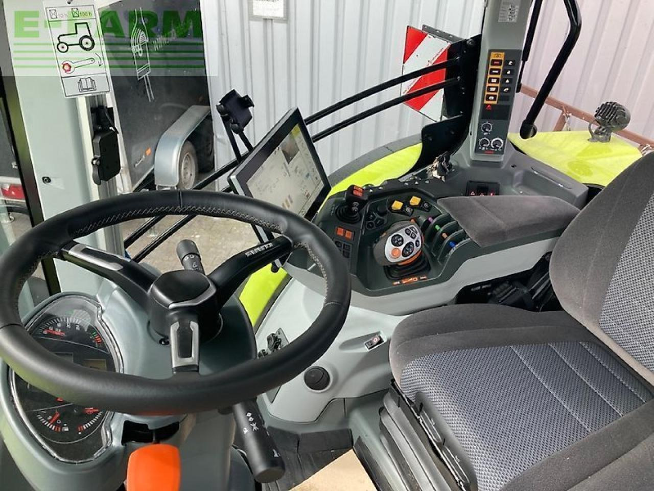 CLAAS arion 660 cmatic - Trattore: foto 4 CLAAS arion 660 cmatic - Trattore: foto 4
