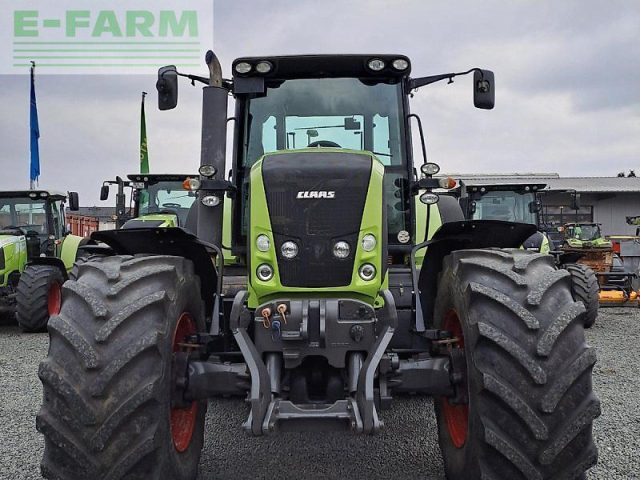 CLAAS axion 820 c-matic CMATIC - Trattore: foto 4 CLAAS axion 820 c-matic CMATIC - Trattore: foto 4