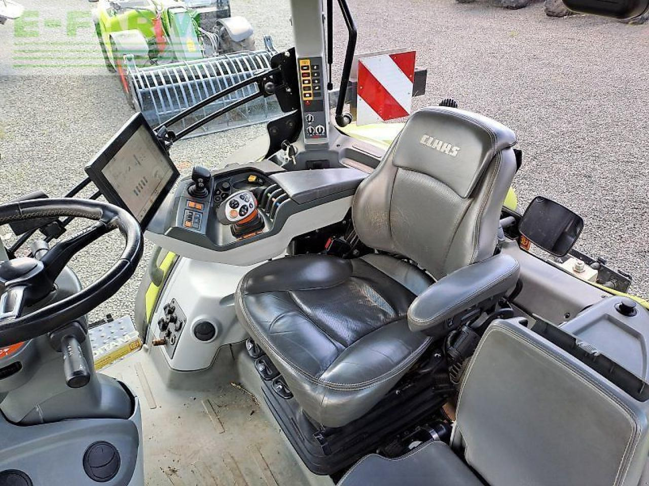 Trattore CLAAS axion 870 c-matic CMATIC: foto 6